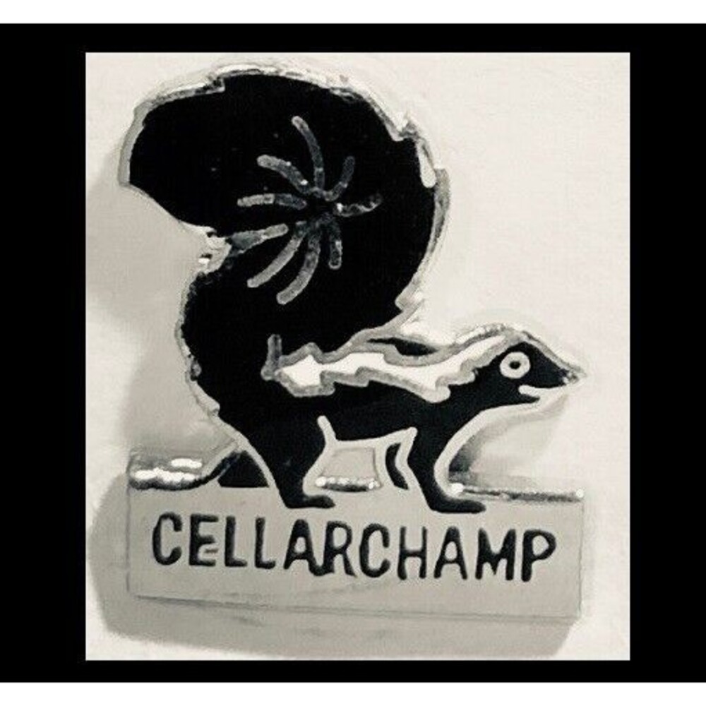 Cellarchamp Skunk, Fantasy League Loser's Award pin